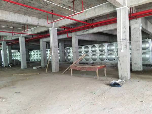  71噸不銹鋼水箱，東莞國(guó)安工地完工|宏量水箱
