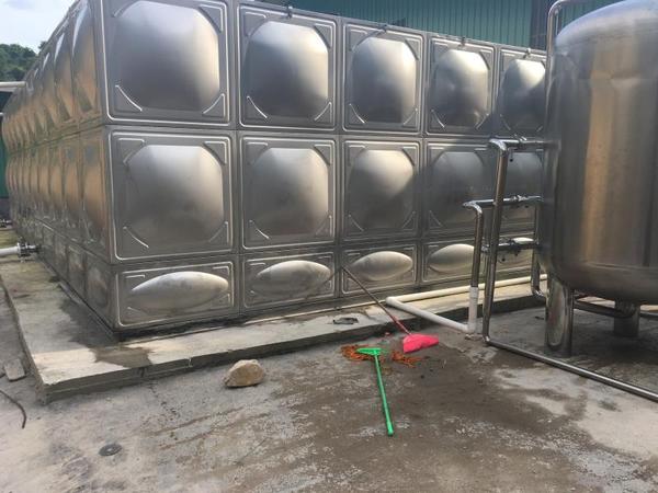 100噸不銹鋼水箱，深圳工地安裝完成|宏量水箱